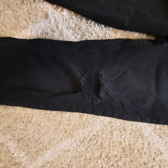 Free People | Distressed Raw Hem Black Skinny Jeans Size 31 - Picture 7 of 9